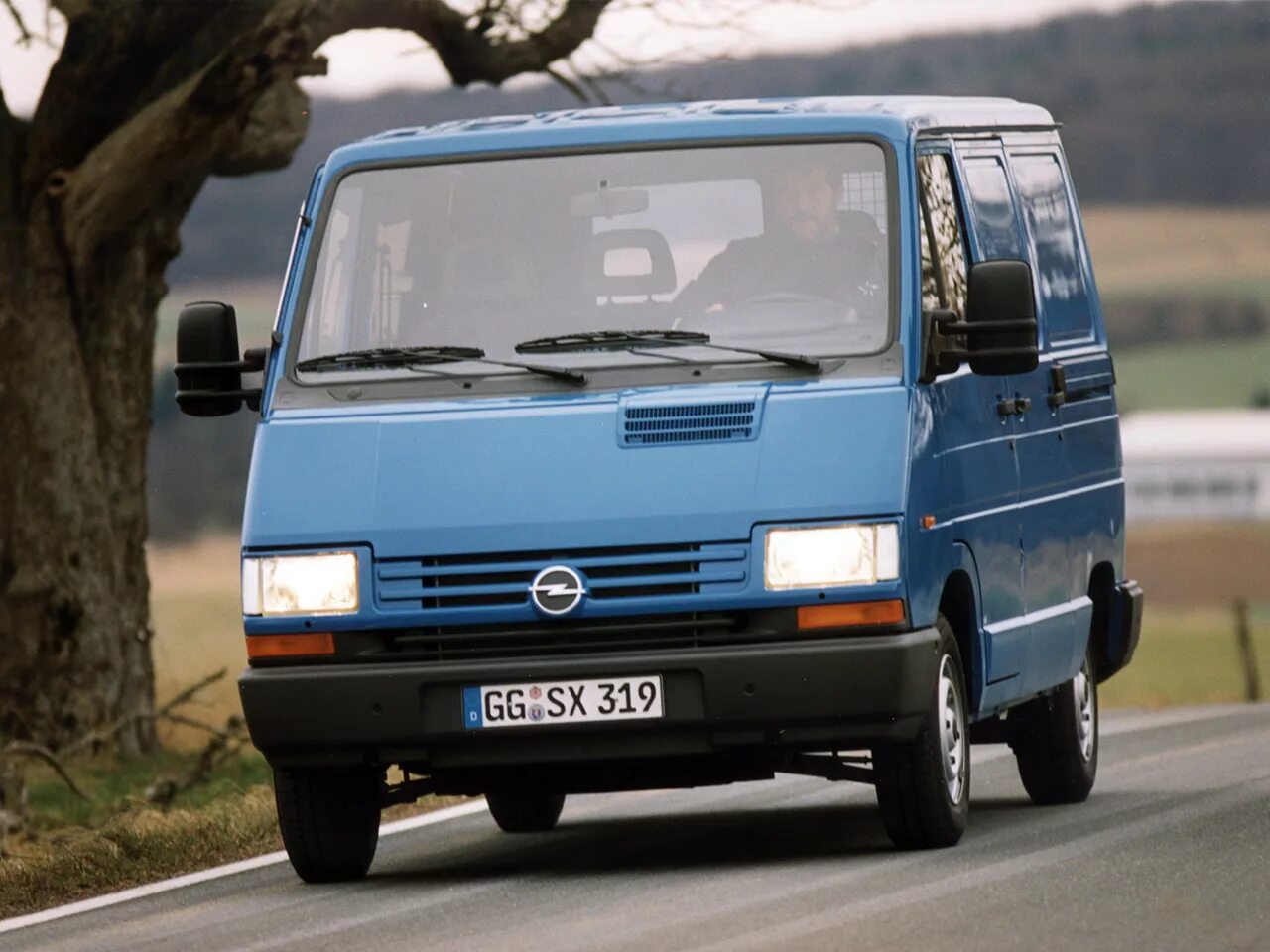 Opel renault. Опель Арена 1998. Рено трафик 1. Renault Trafic 1 поколения. Рено трафик 1998.