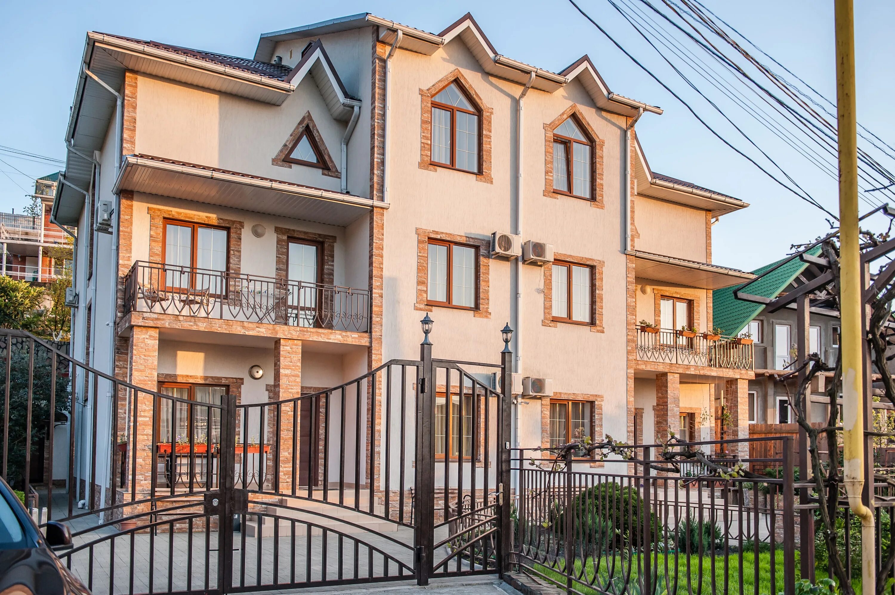 головинка. головинка медицинская 13 акварель. гостевой дом атон головинка. сочи мкр головинка. головинка сочи.