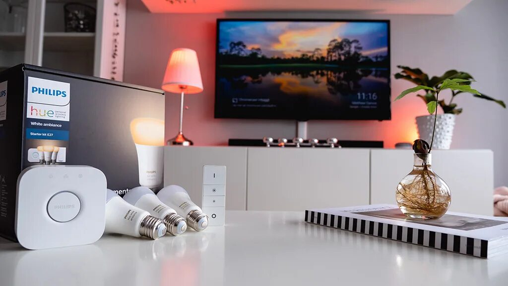 Филипс самара. Philips Hue White ambiance. Умный свет Филипс. Philips Хью. Освещения Philips Hue..