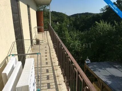 Широкая балка дома