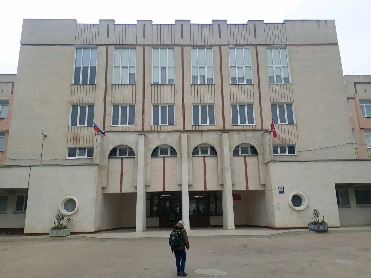 гбоу сош 3 севастополь. школа 19 севастополь. константиновское реальное училище в севастополе. одиннадцатая школа в севастополе. балаклава,школа 30 им.