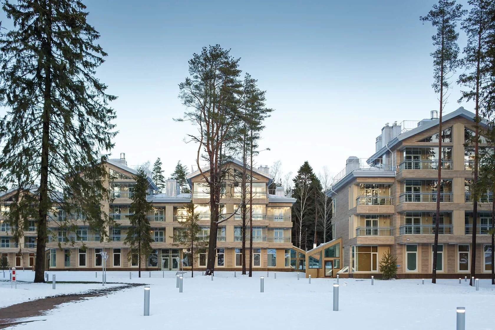 Военные санатории ленинградской. Health Care Resort первая линия Зеленогорск. Первая линия Санкт-Петербург санаторий. Сестрорецк первая линия. Первая линия апартаменты Зеленогорск.