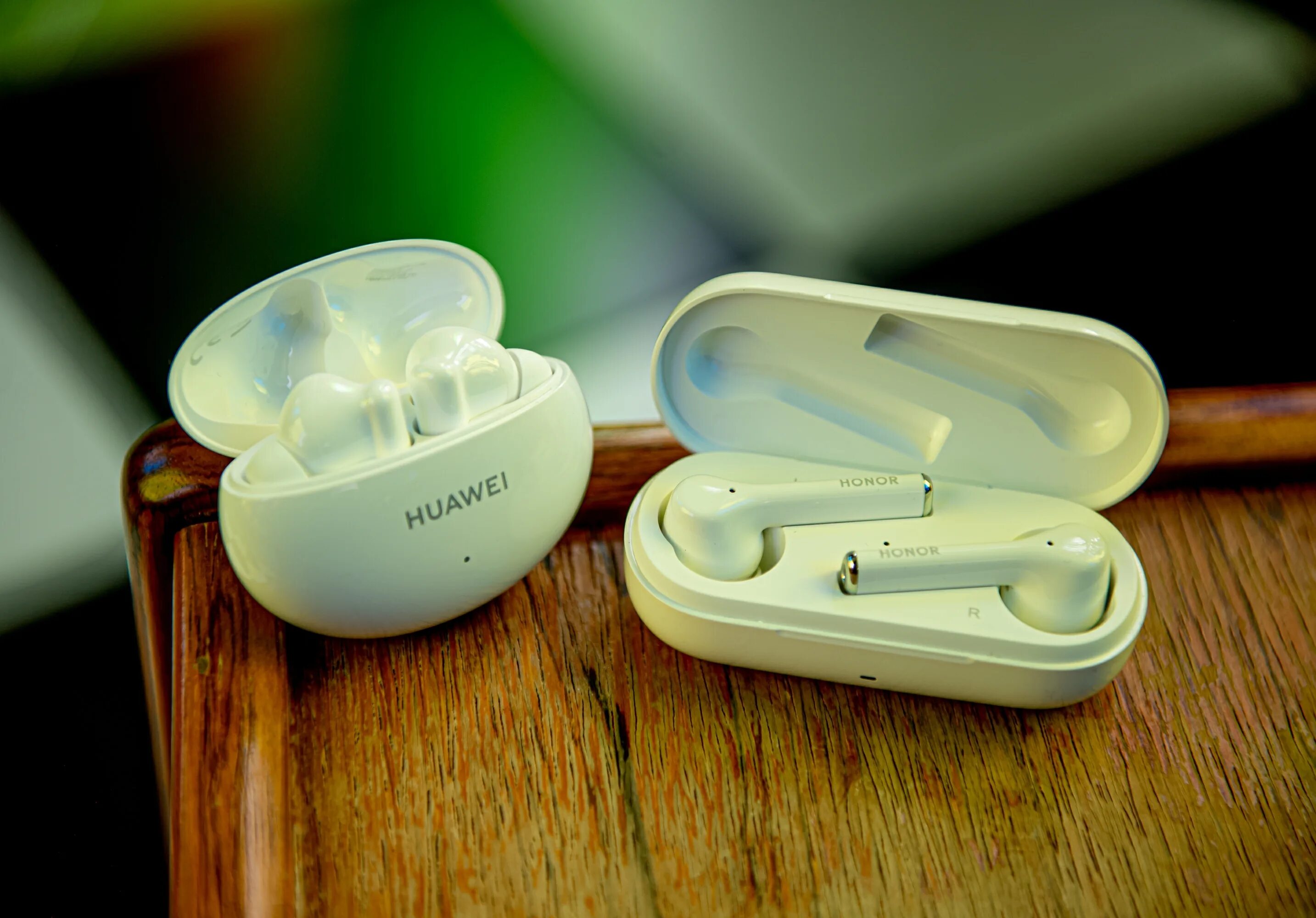 Huawei honor freebuds. Xiaomi freebuds 3. Наушники Хуавей freebuds 3. Honor choice ce79 TWS Earbuds. Xiaomi freebuds 2.