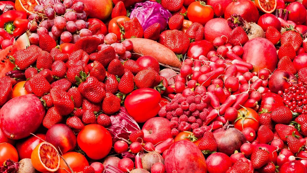 Красные овощи и фрукты. Красные фрукты. Овощи красного цвета. Кранчые овощи и фрукты.