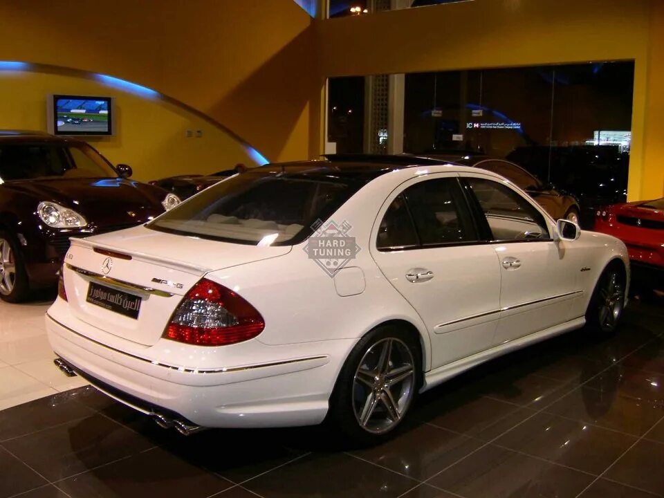 Mercedes w211 r19. 3 амг. Давай в 211 фф. Давай в 211 фф. Мерседес е211 рестайлинг.