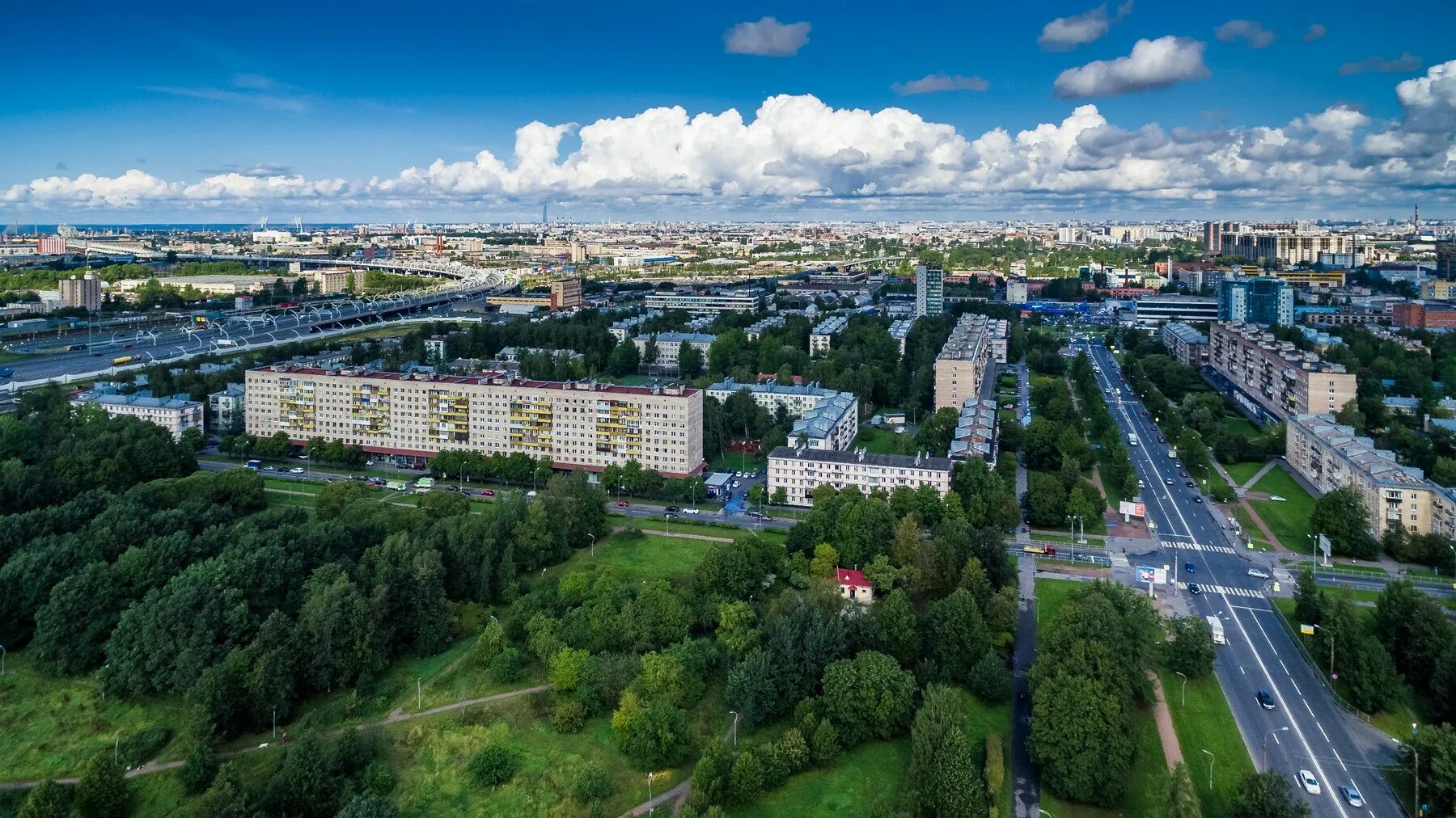 Кировский район Санкт-Петербурга. Новоизмайловский проспект Санкт-Петербург. Ульянка Кировский район (Санкт-Петербург). Новоизмайловский проспект вид сверху.