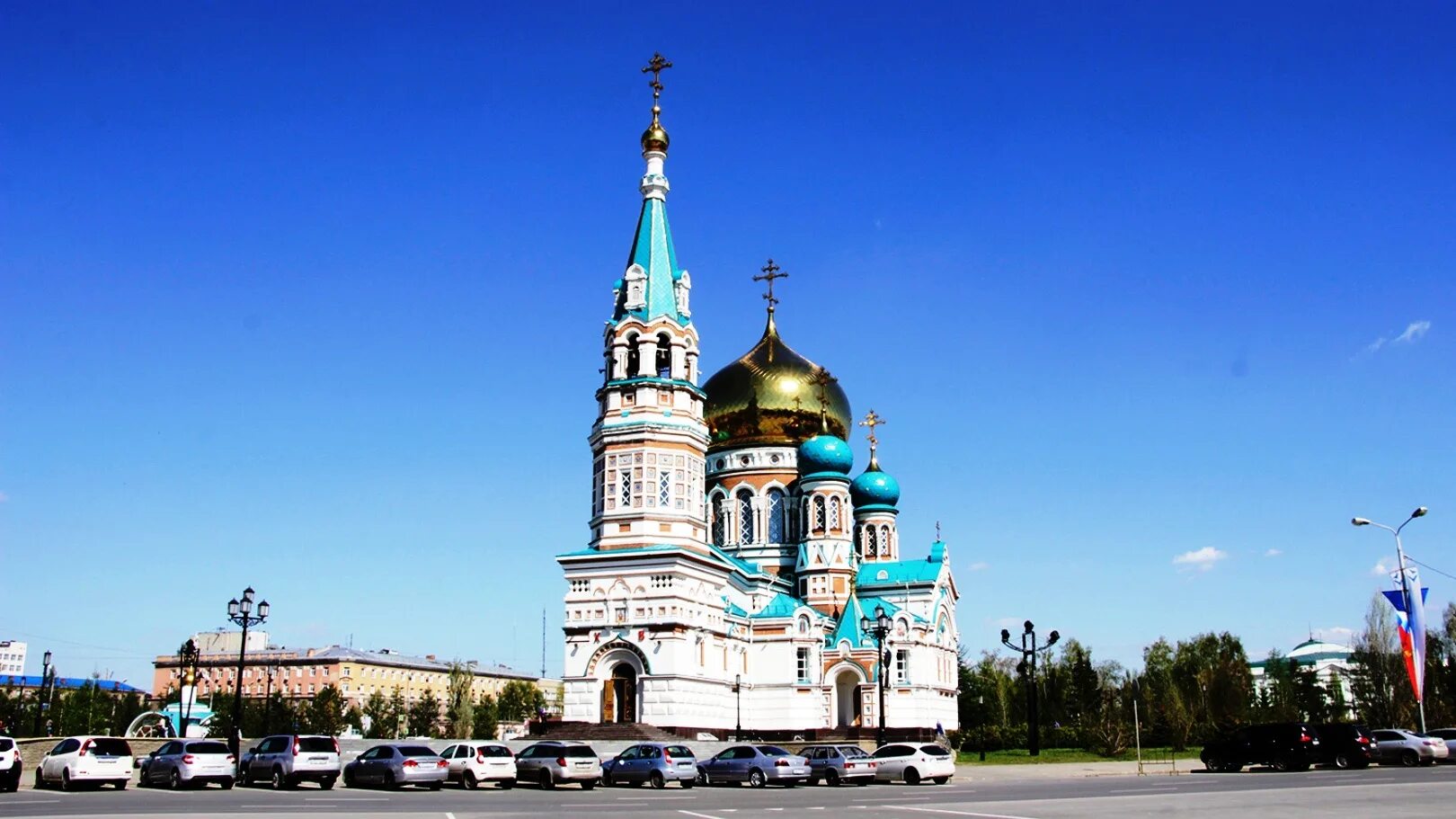 Соборная площадь омск. Омск центр города. Центр омска с высоты. Общая площадь омска. Омск центр города.