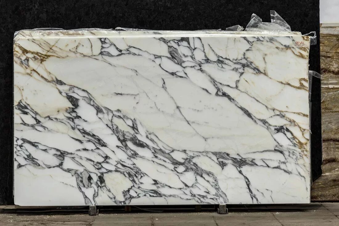 мрамор сайты. палисандро классико мрамор. мрамор сайты. мраморный оникс слэб. Paonazzo мрамор.