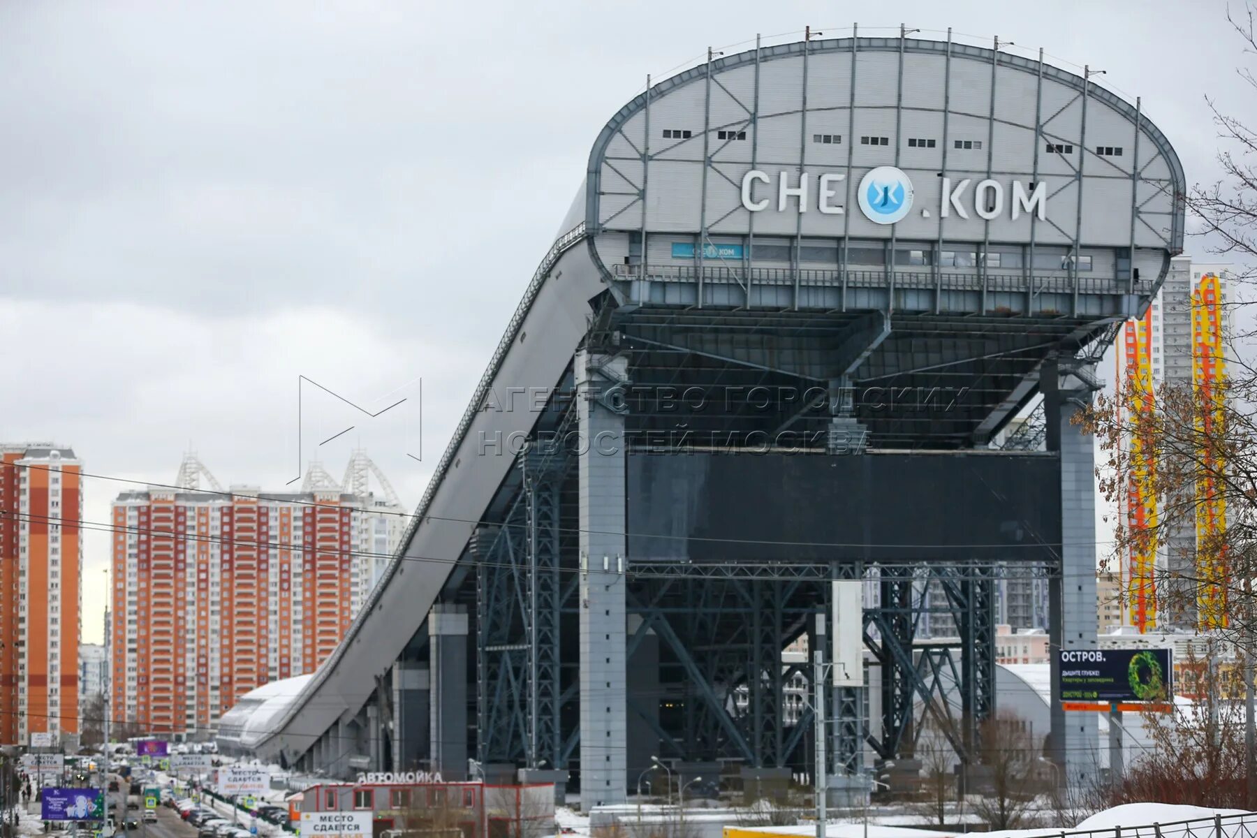 Почему снежком сносят. Комплекс снежком Красногорск. Снежком Красногорск сносят. Снежком горнолыжный комплекс в Красногорске. Снежком горнолыжный комплекс в Красногорске сносят.