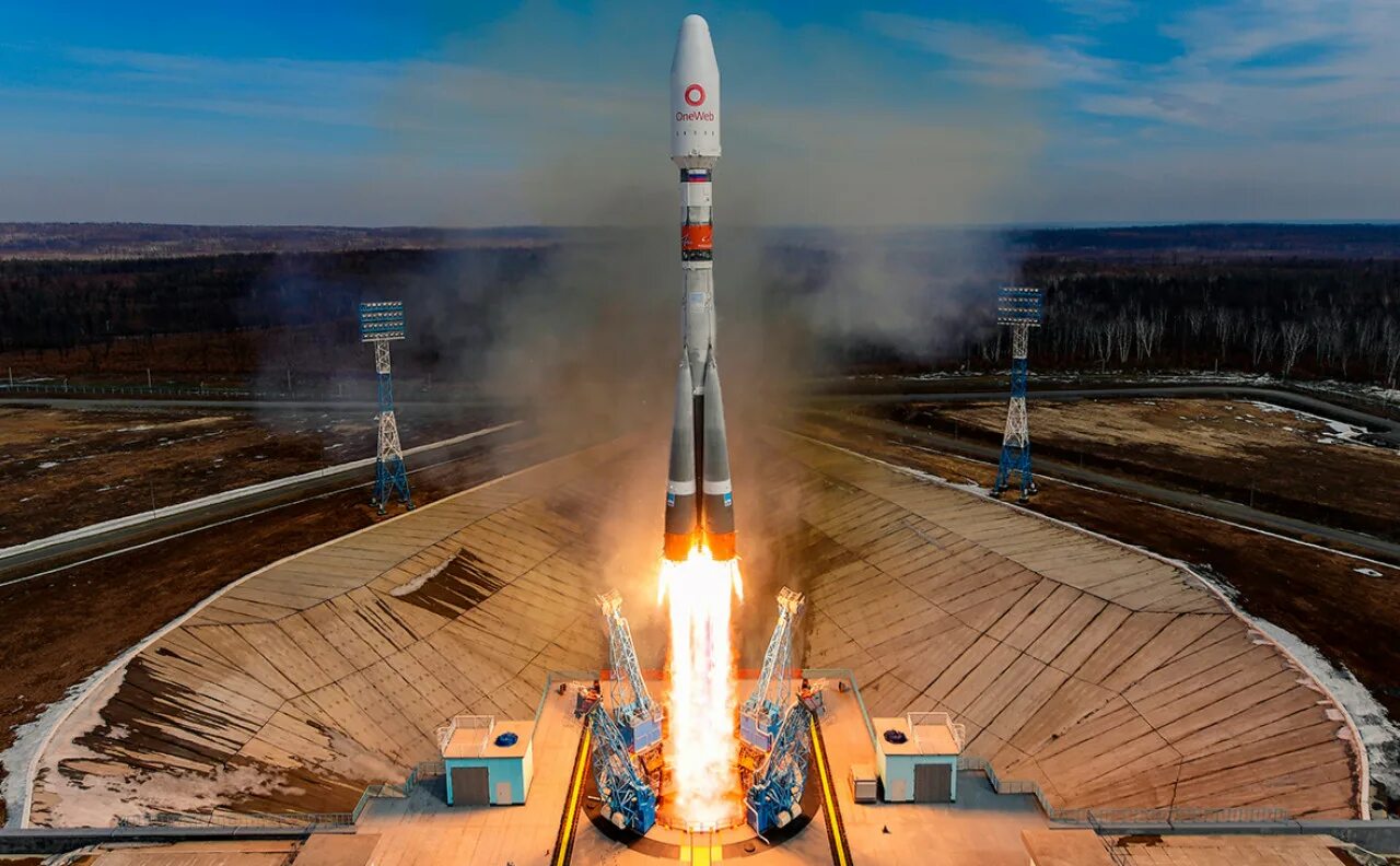 Восток 3 платформа. Союз-2.1а ракета-носитель. Космодром Восточный 2021. Ракетоноситель Союз 2.1.б. Ракета Союз 2 космодром Восточный.