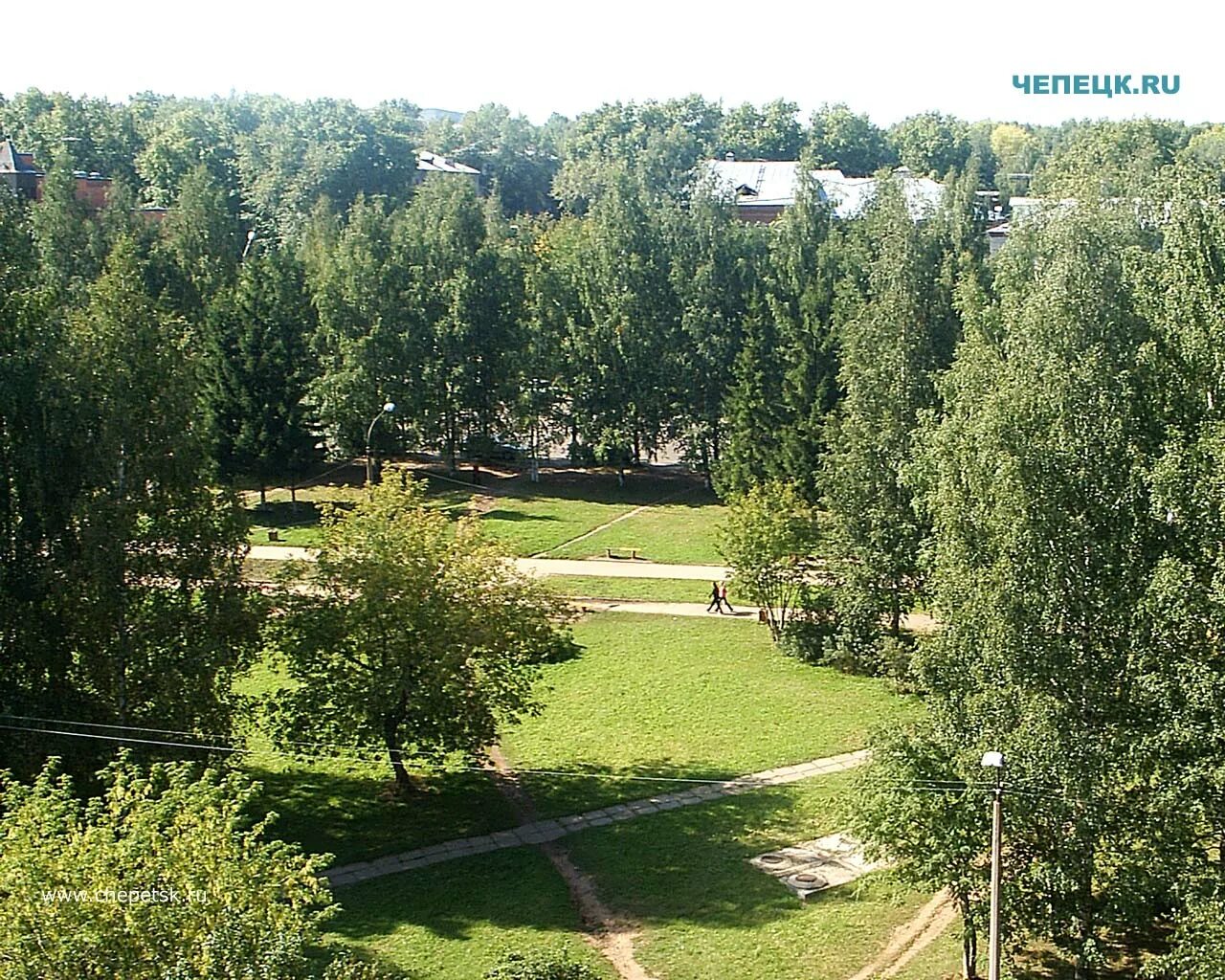 Парк кирово-чепецк. Кирово-чепецк парк лихолесье. Аллея кирово-чепецк. Парк кирово-чепецк. Комсомольский парк кирово чепецк.