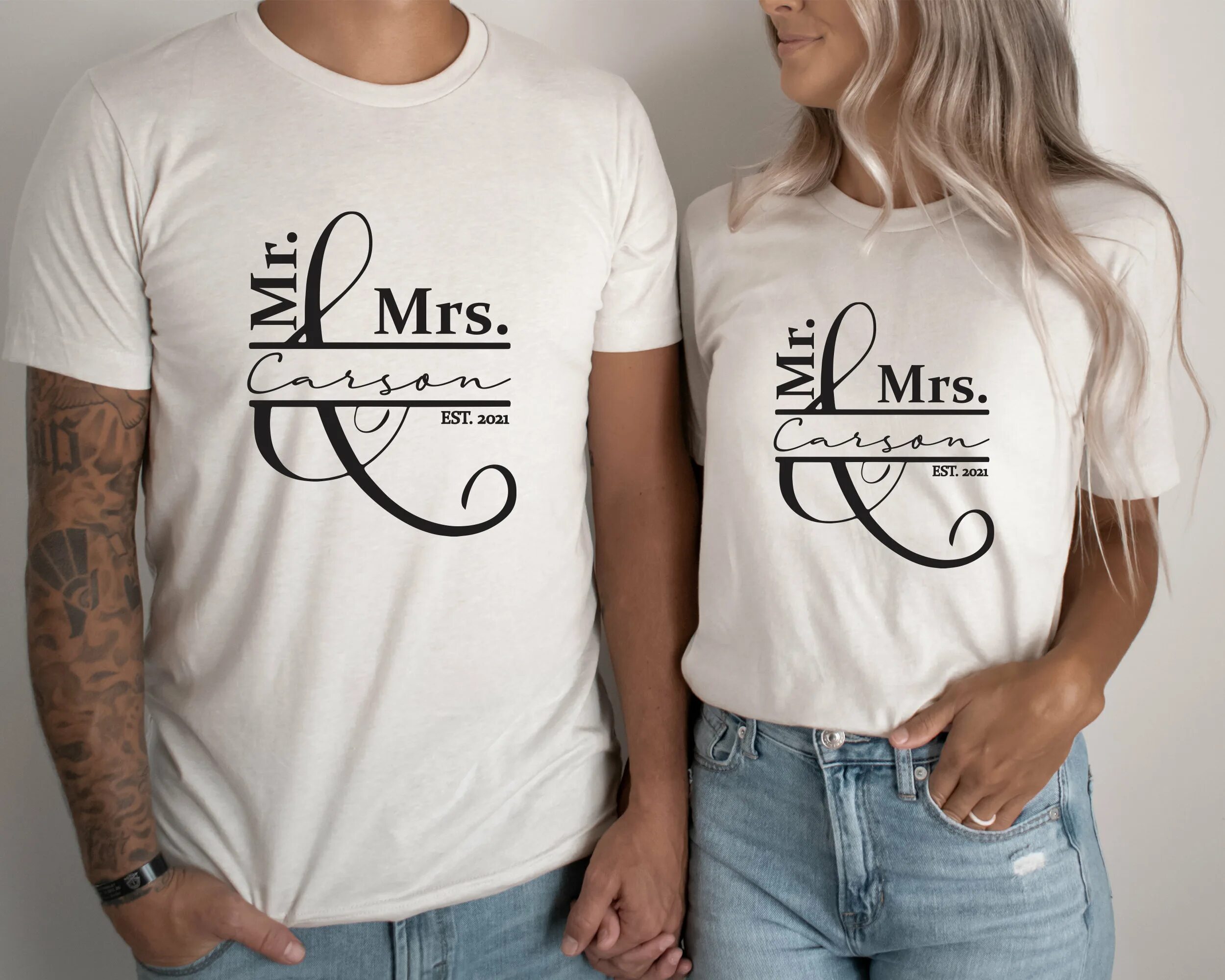 Футболка Mrs. Mr and Mrs надписи на футболку. Парные футболки Mr Mrs. Mrs t модель.