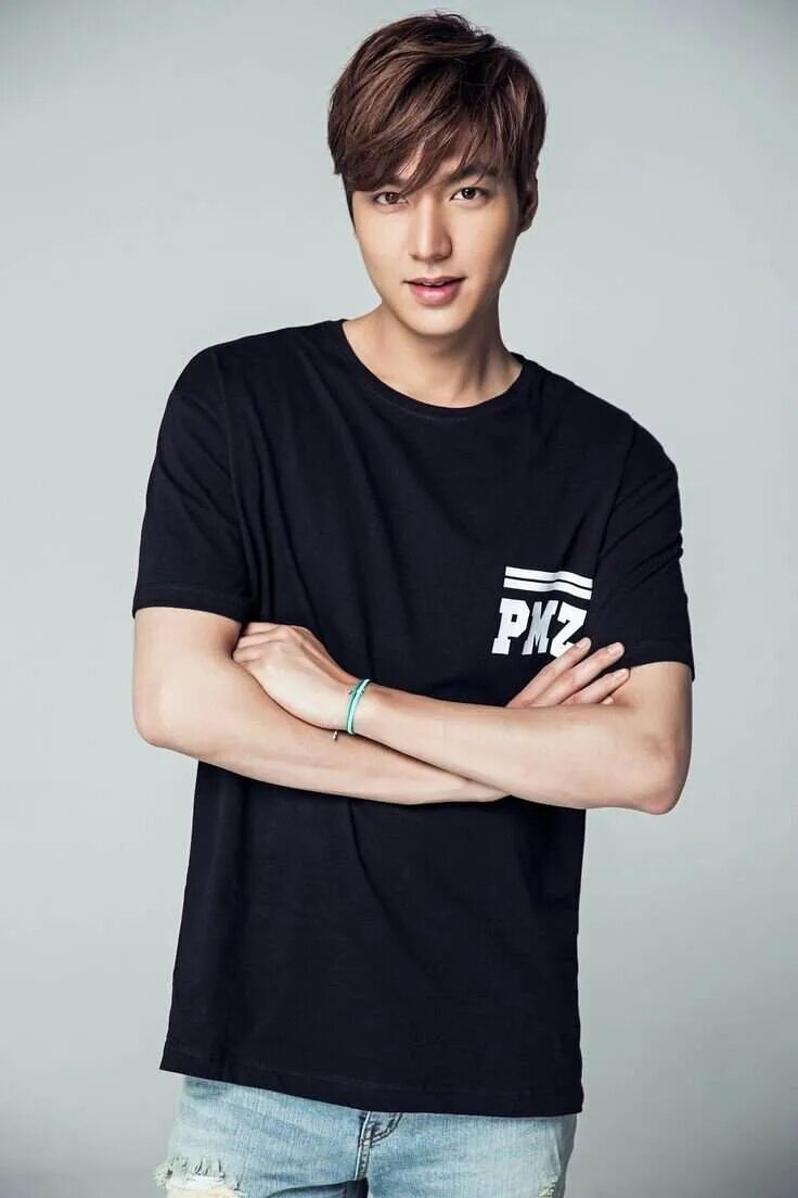 Сколько лет мин хо. Ли мин Хо. Ли мин Хо актер. Корейский АКТИЁР лиминхо. Lee min ho 2012.