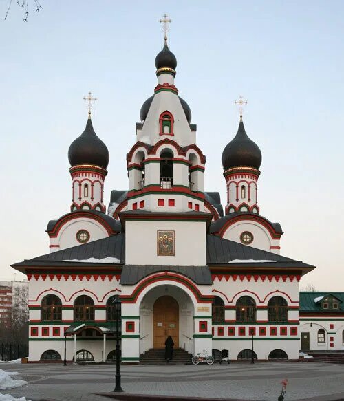 Живоначальная троица в черемушках