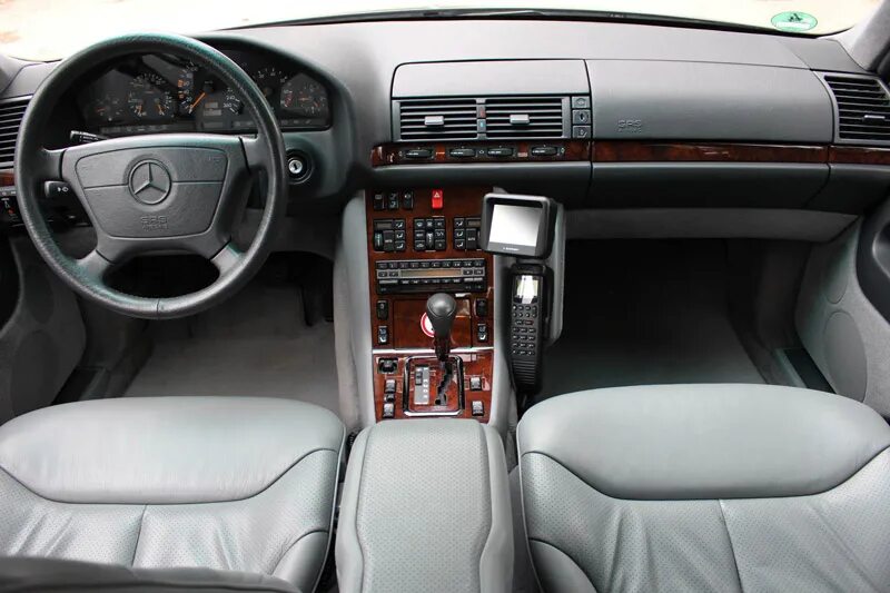 W140 plus. Mercedes benz w140 s320 салон. мерседес 140 салон. mercedes-benz w140 салон. mercedes-benz w140 1992.