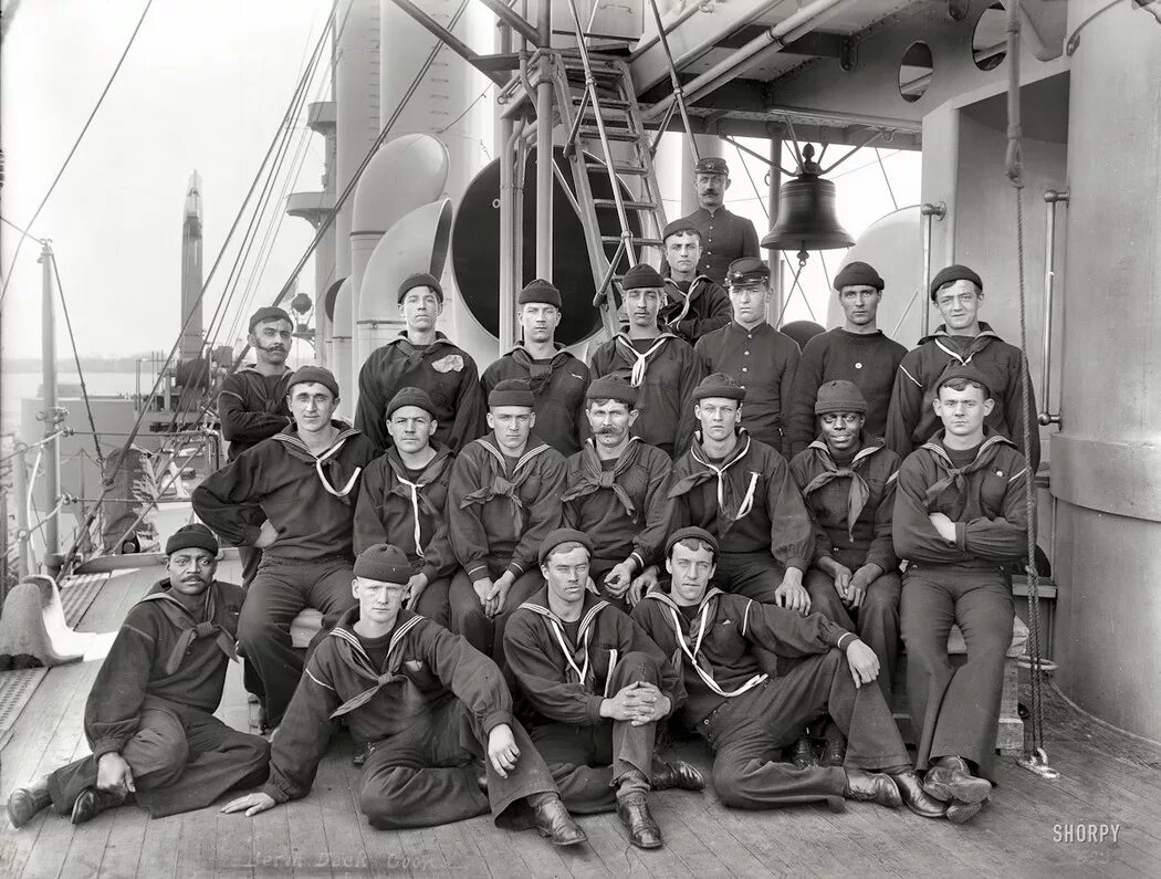 Моряки 20 века. Л. Учрежденная в 1930 году морская. Учрежденная в 1930 году морская. Английский матрос 19 века.