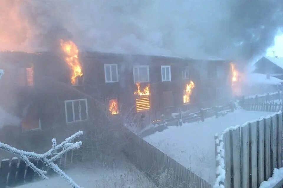 Погода в поселке октябрьском богучанского красноярского. Богучаны Красноярск пожар. Посёлок Геофизиков Богучаны. Село Богучаны Красноярский край. Богучанский район пожары.