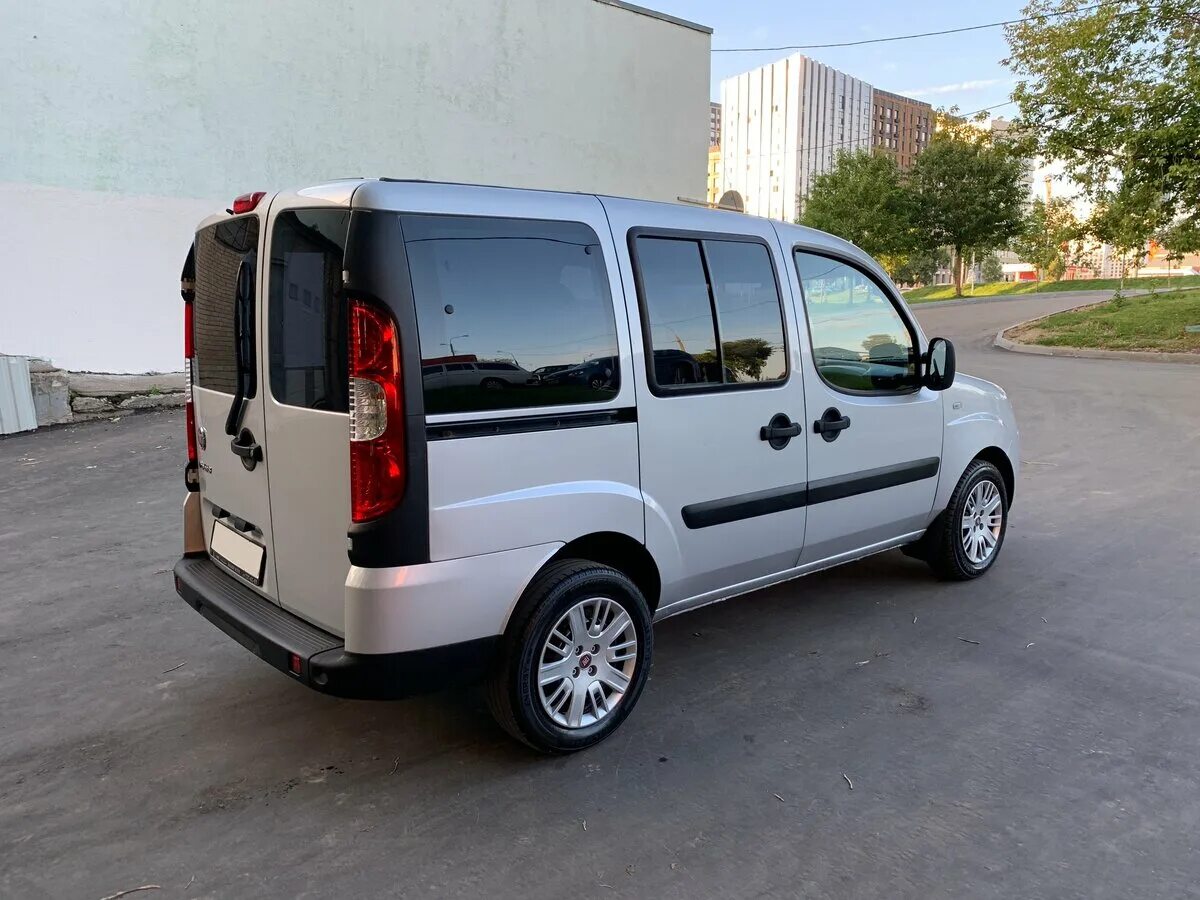 Фиат Добло. Фиат Добло 2010. Fiat Doblo 4wd. Фиат Добло 7 мест.