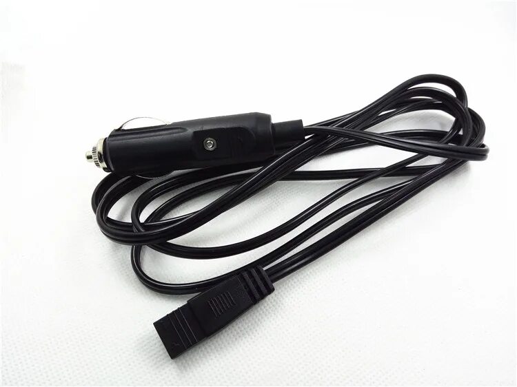 5 мм. Кабель питания от прикуривателя. Шнур питания прикуривателя. Шнур питания для автохолодильника 12v. Гармин 276 gpsmap.