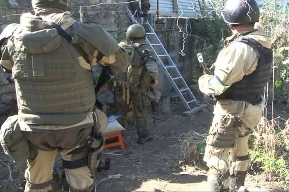 Спецоперация в дагестане. Контртеррористическая операция в Дагестане. Незаконные вооруженные формирования. Спецоперация Дагестан 2007.