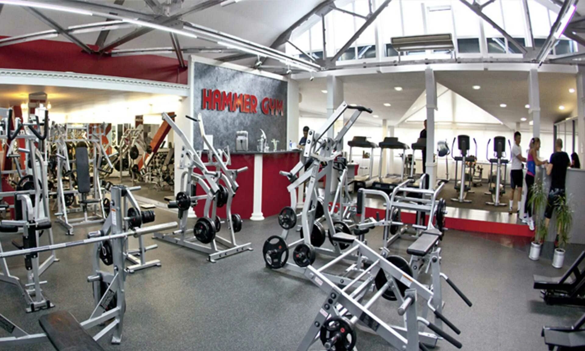 Фитнес клуб на гоголя новосибирск. Фитнес проджект новосибирск на гоголя. Панорама фитнес клуб новосибирск. Фитнес проджект на гоголя. Декоративная штукатурка в реабилитационной центре.