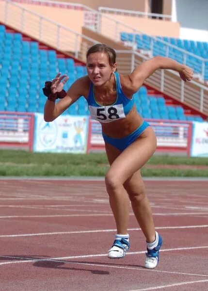 омские чемпионы по легкой. омск легкая атлетика соревнования. легкоатлеты омской области.