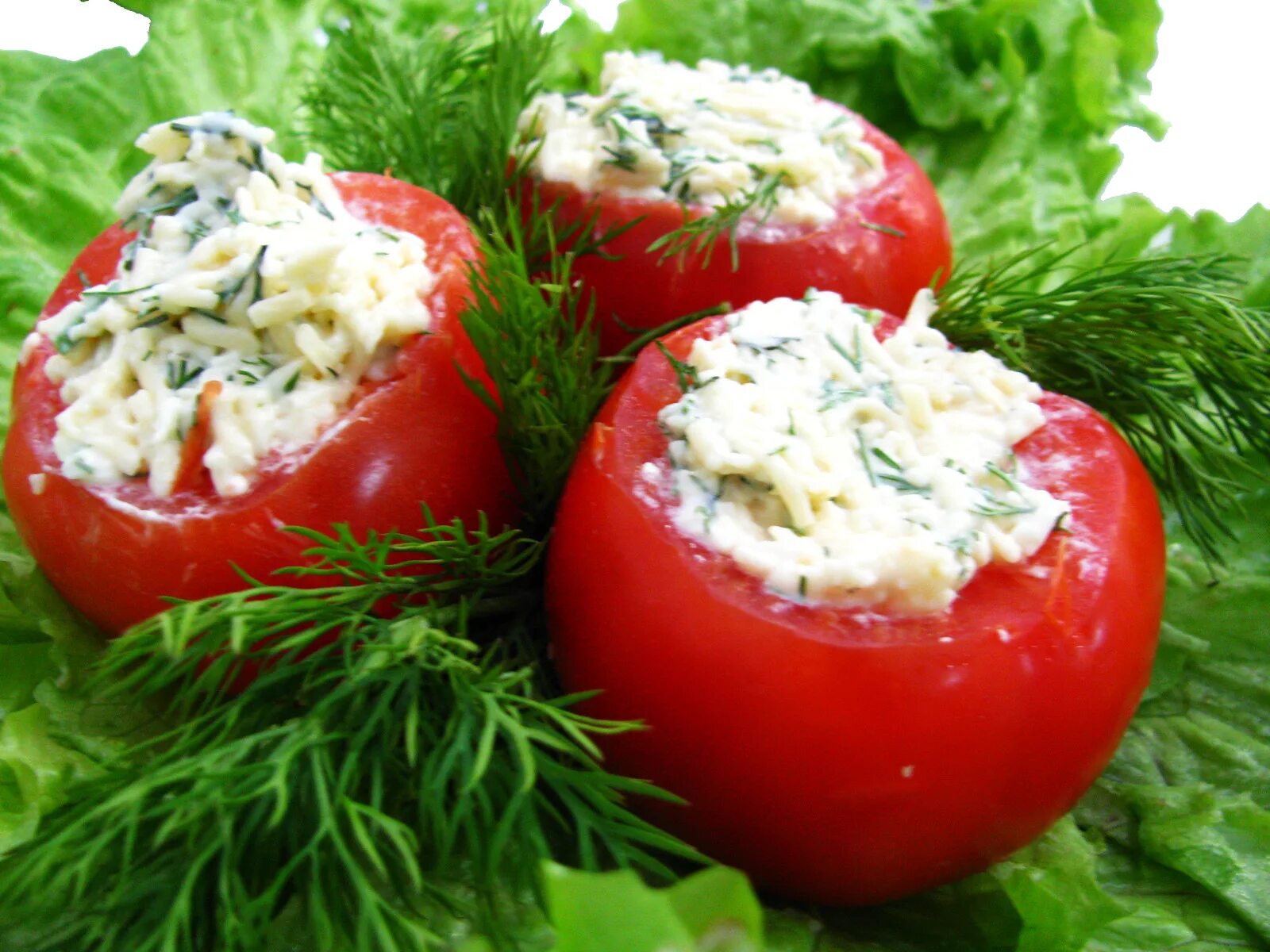 салат с помидорами и имеретинским сыром. помидоры фаршированные сыром и чесноком. черри с сыром и чесноком. помидор сыр зелень. помидор сыр зелень.