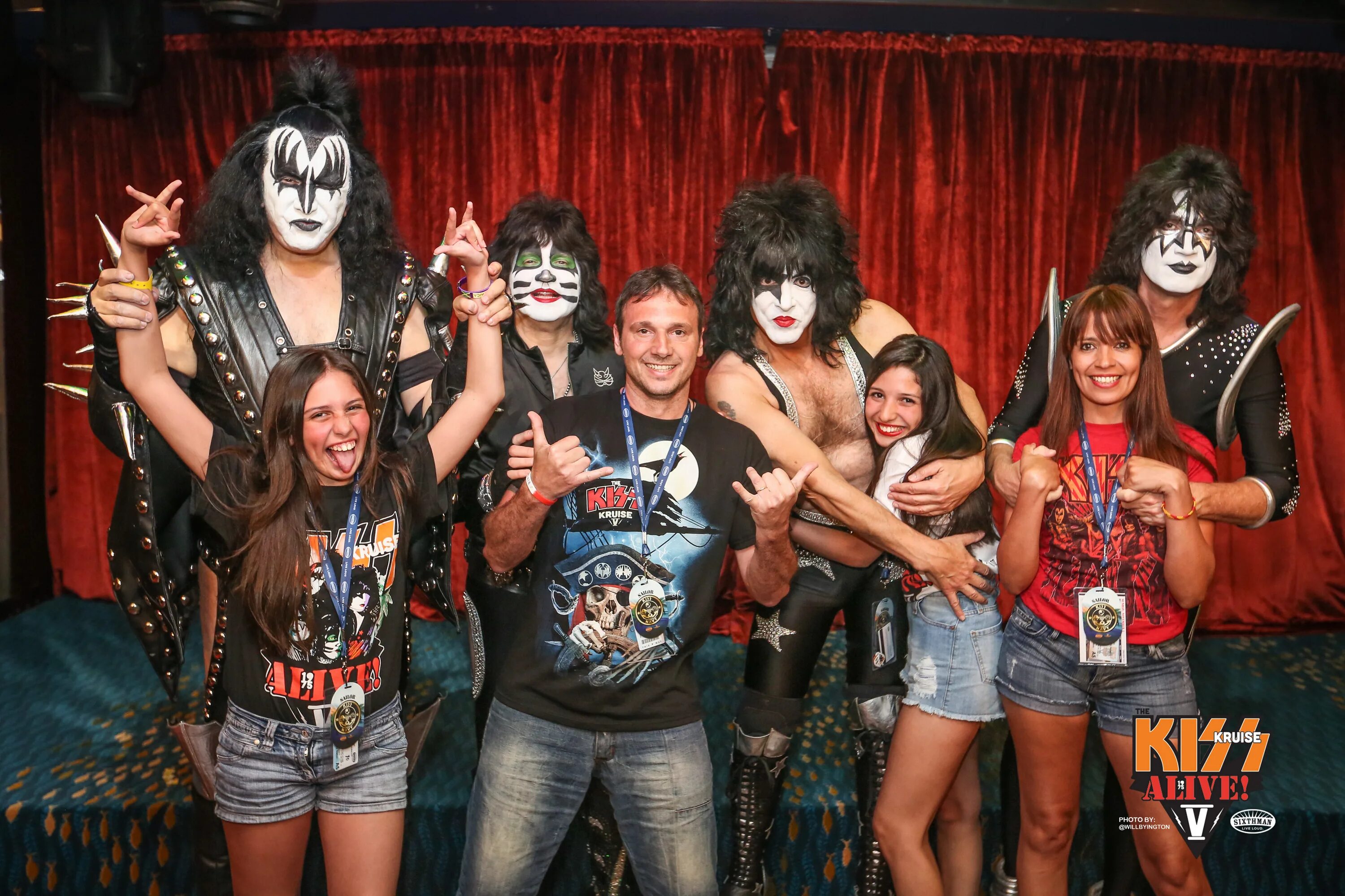 Fan site. Kiss Kruise 2014. Kiss_Official. Kishkisquad_Fan.