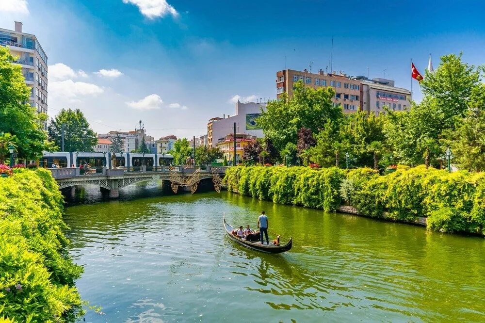 Эскишехир. Eskişehir. Эскишехир турция. Эскишехир город. Эскишехир турция.