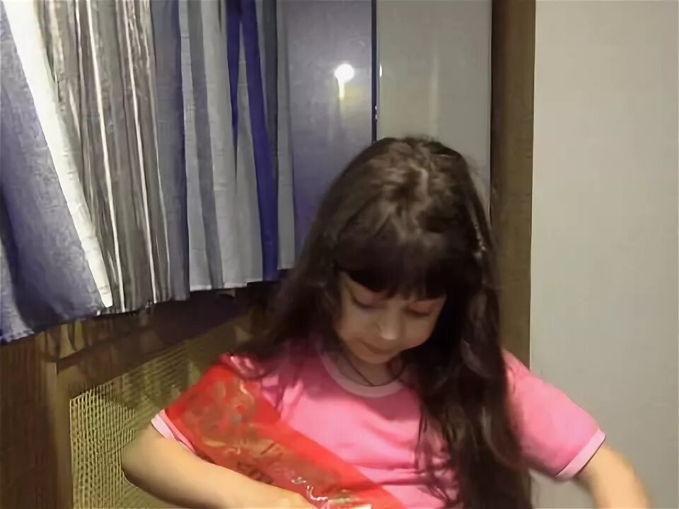 Веб камеры маленькие девушки. Девчонки перед веб камерой. Девочки перед веб камерой. Подростки перед веб камерой. Две девочки на веб камеру.