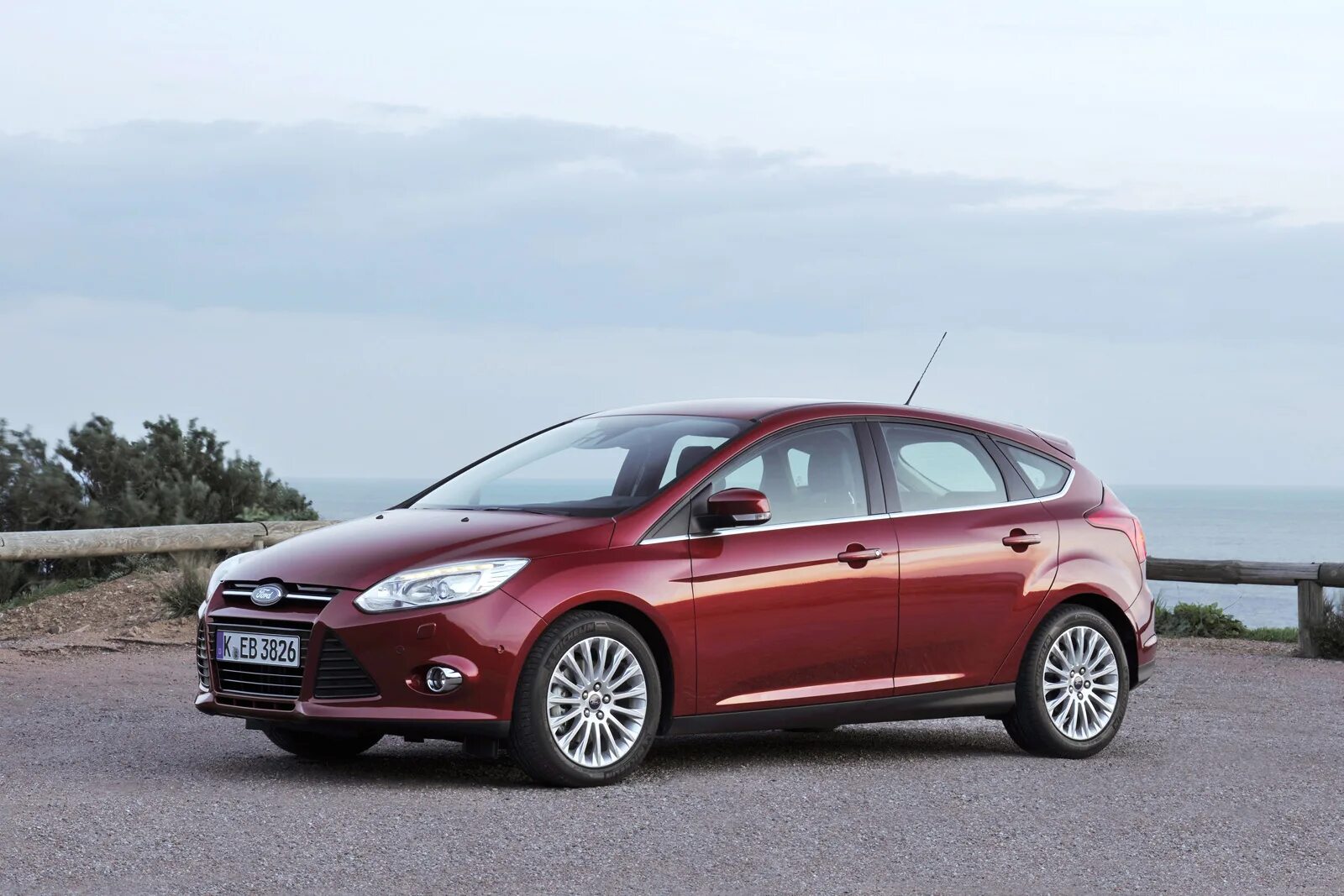 Ford Focus 3. Ford Focus 2012. Форд фокус 5 хэтчбек. Ford Focus 2011. Форд фокус седан хэтчбек