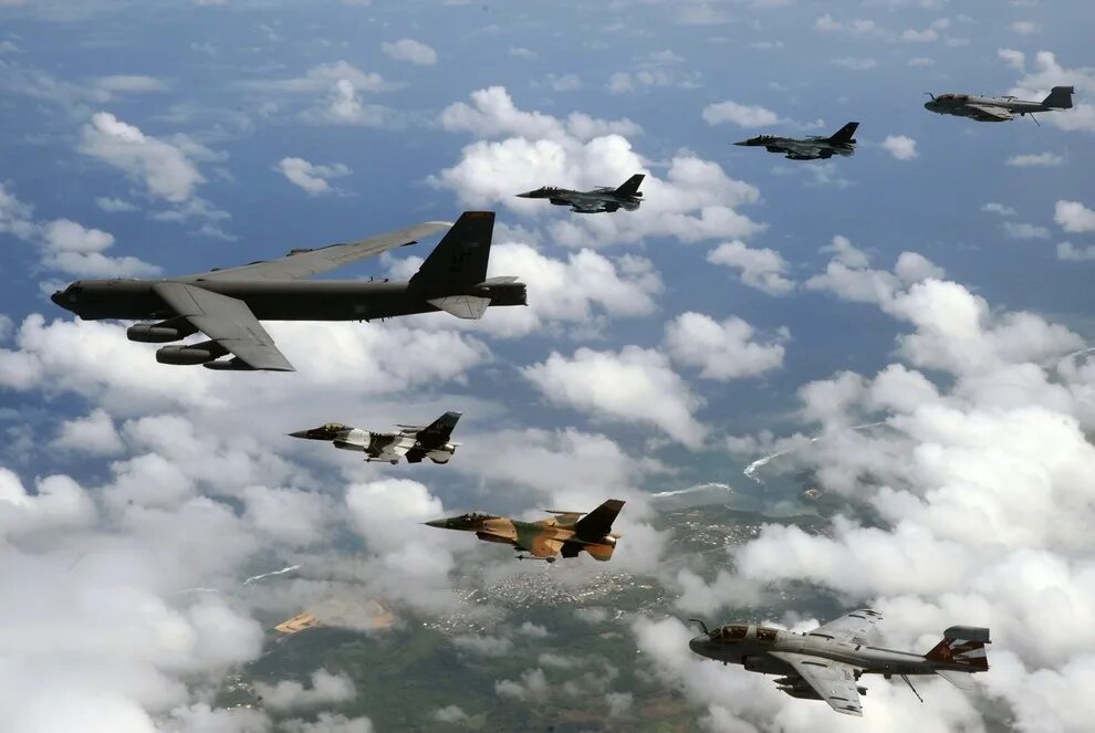 самолет су 27 ввс россии. военная техника военно-воздушных сил. звено су 35. техника военно воздушных войск. техника военно воздушных войск.