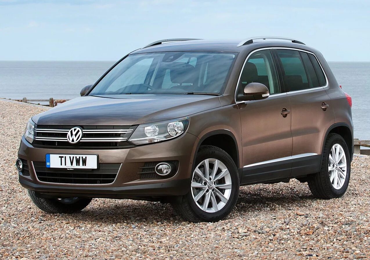 Volkswagen tiguan tdi. VW Tiguan 2012. Машина wolchvagen Тигуан. Tiguan Volkswagen Tiguan. Tiguan 1.