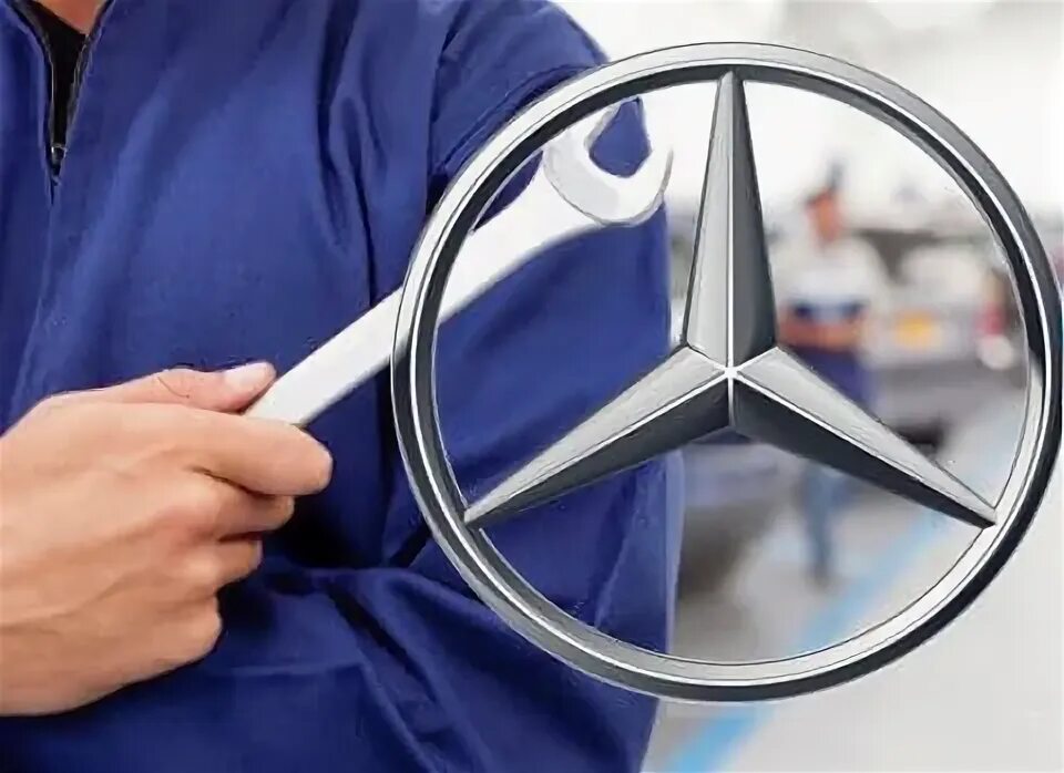 Механик мерседес. Ремонт мерседес. Дорого обслуживать мерседес. Mercedes benz сервис. Клубный сервис mercedes.