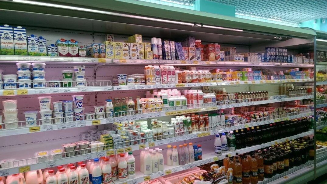 В каком магазине можно купить пермь. Торговое оборудование для продуктового магазина над бонетой. Магазин торг оборудования Екатеринбург. Магазины детской одежды Торгоборудование. Пермь магазин вход.