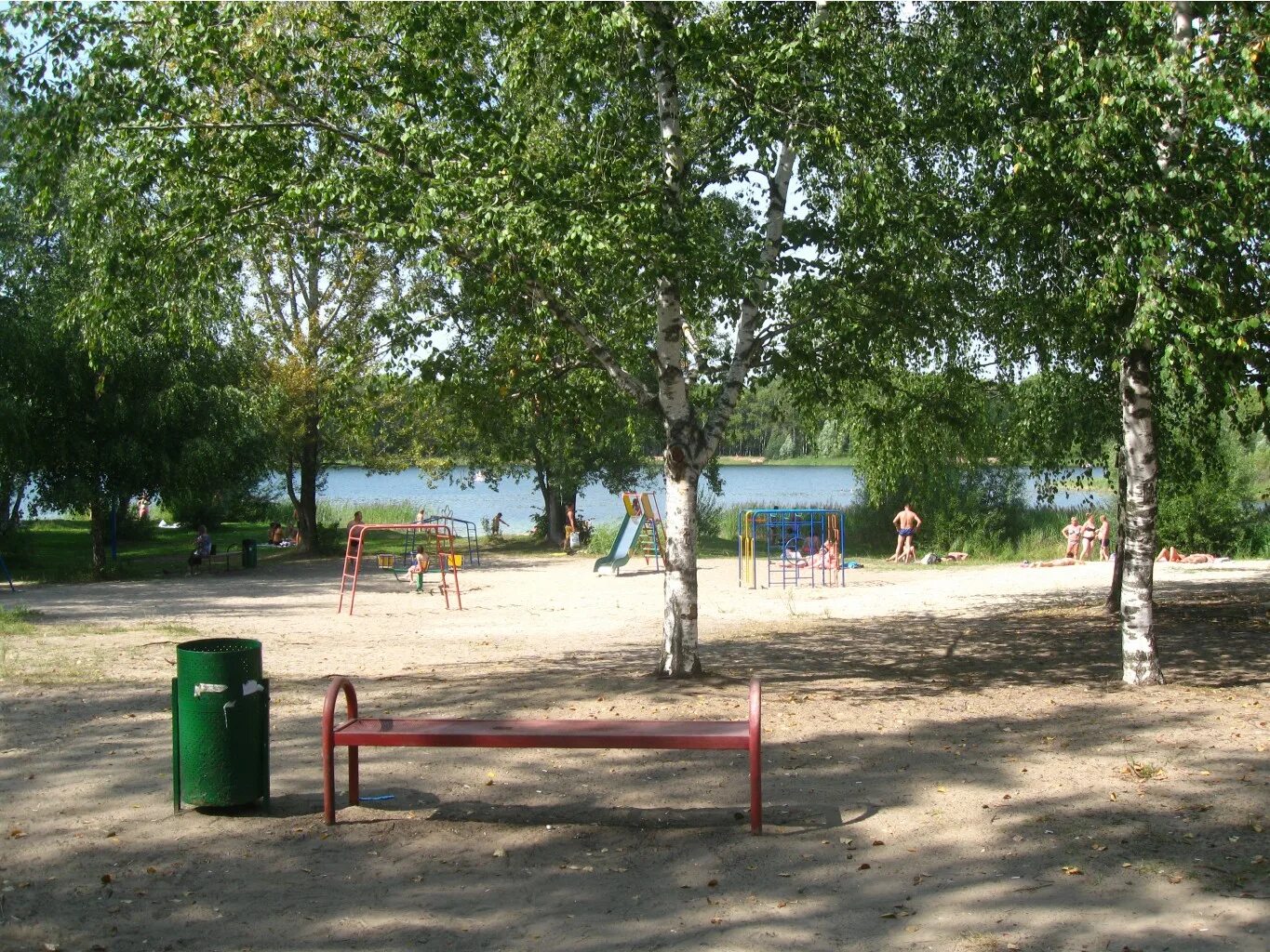 Светлоярский парк нижний новгород. Парк озеро Светлоярское. Светлоярский парк Сормово. Нижний Новгород парк Светлоярский на Светлоярском озере.