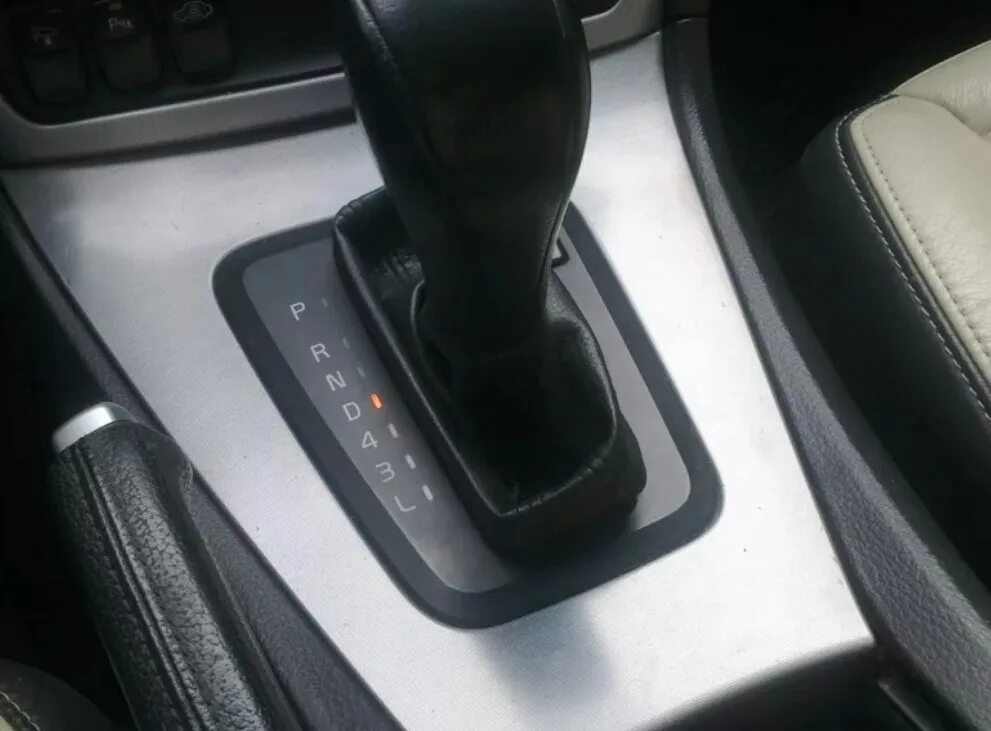 Селектор акпп фокус 2. Ручка селектора акпп вольво s60. селектор мкпп volvo xc90. volvo s60 автомат. volvo s60 ручка селектора.
