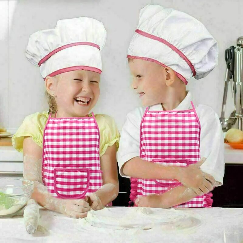 Kids cooking. Костюм выпечки для ребенка. Фартук для малыша для фотосессии. Игрушка дом повор. Кулинария в тоддлер группе.