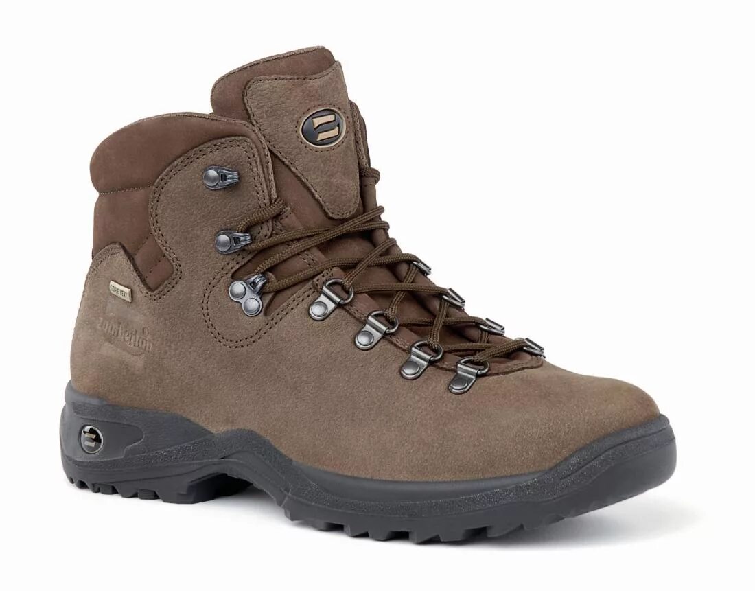 Ботинки vans hi-standard 2010. Шнуровка туфель мужских. Ботинки lowa shannon gtx. Треккинговые ботинки замберлан. Martens 101 supreme.