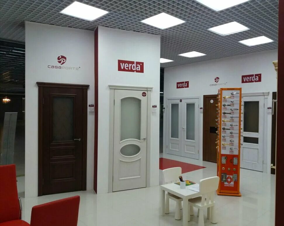 каширский двор двери межкомнатные. двери verda на каширском дворе. двери каширское шоссе. Verda двери логотип. 1.