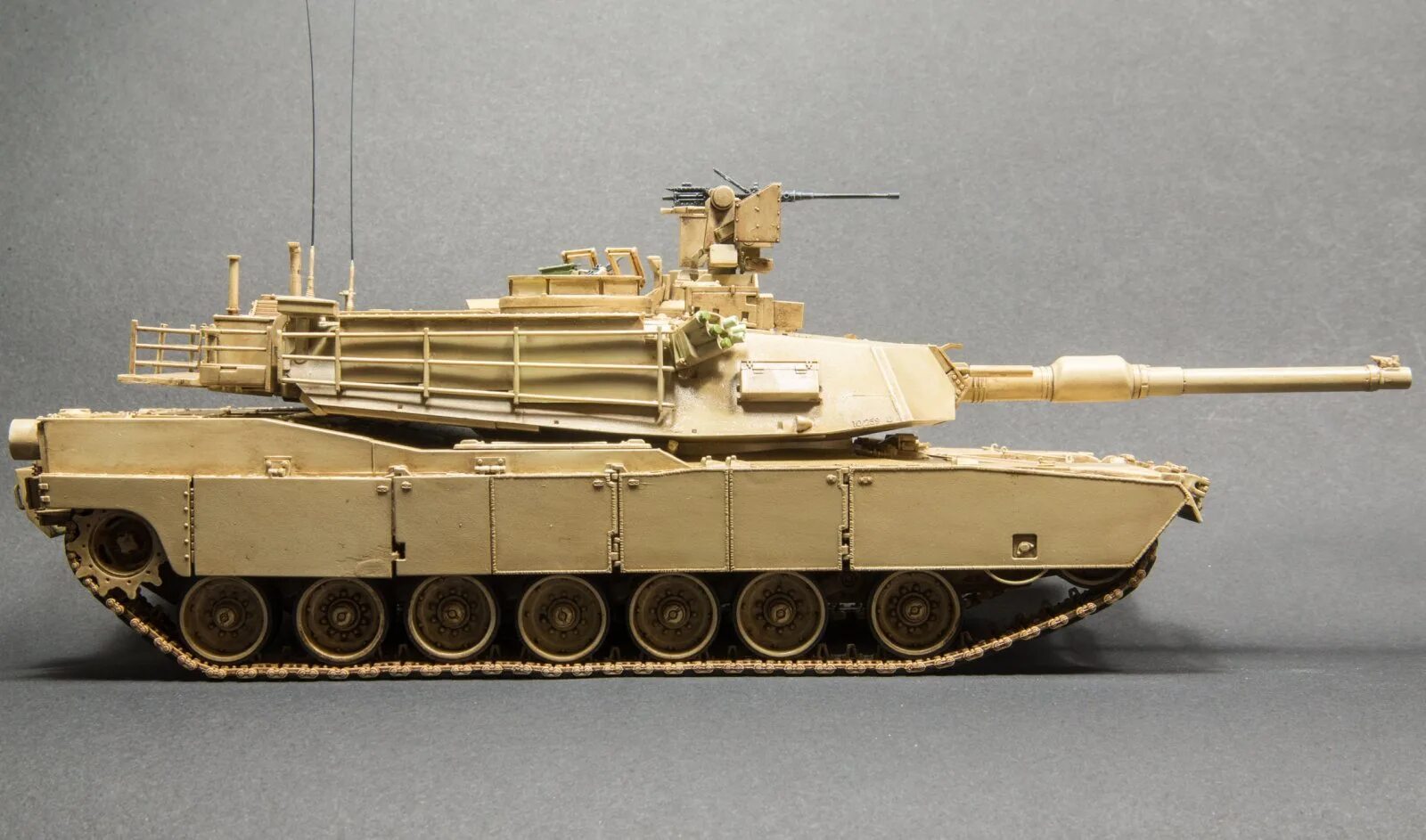 Танк Abrams m1a2. Танк Абрамс м1а2. Танк Абрамс м1а2 сбоку. Танк абрамс 1