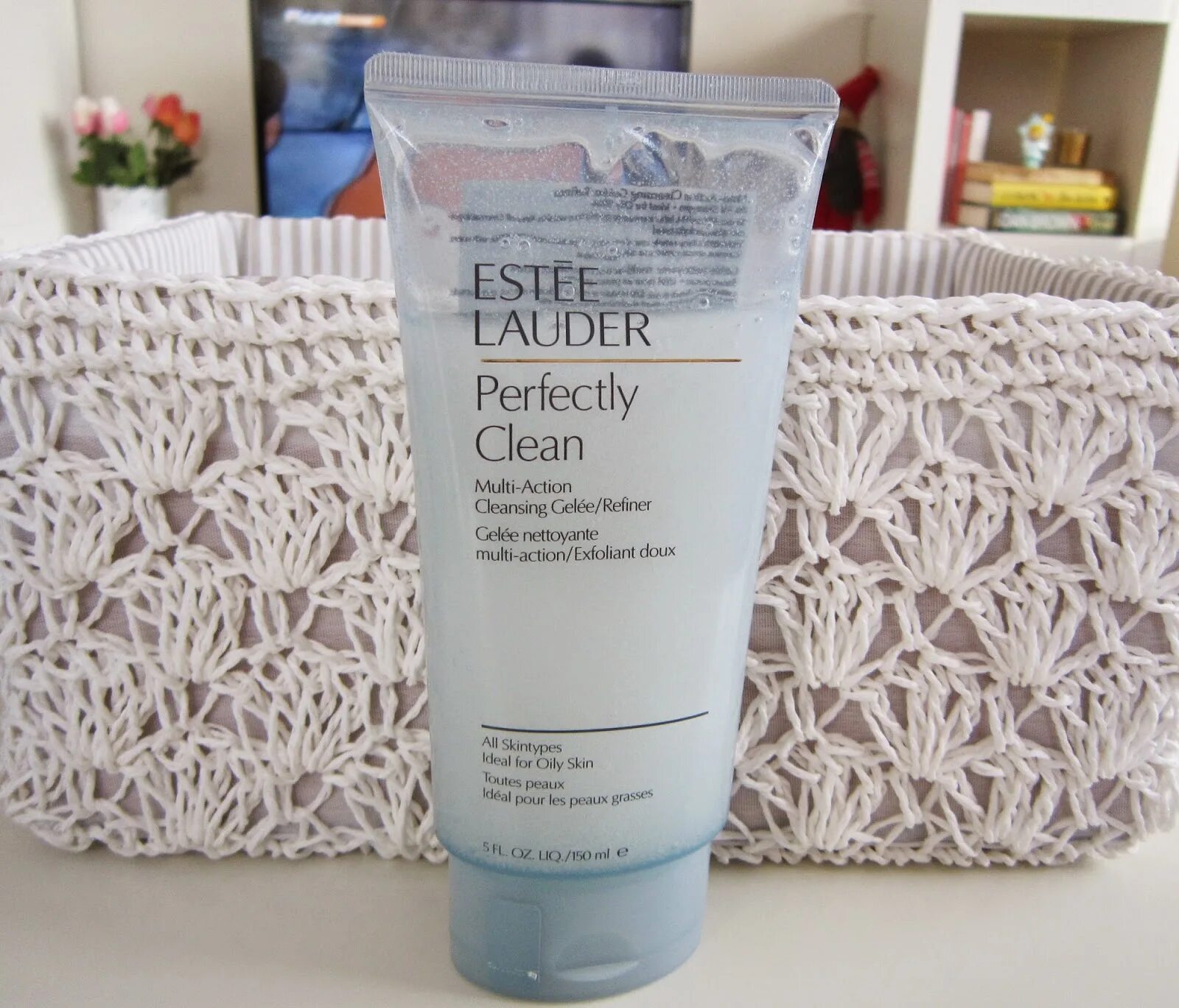 Multi cleanser. Perfect clean Multi Action Estee Lauder. Estee Lauder 2 1 perfectly clean 150. Estee Lauder perfectly clean Multi-Action Toning Lotion + Refiner. Эсте лаудер умывалка для лица.