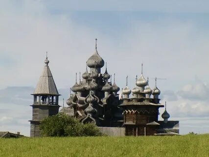 Преображенская церковь на озере кижи