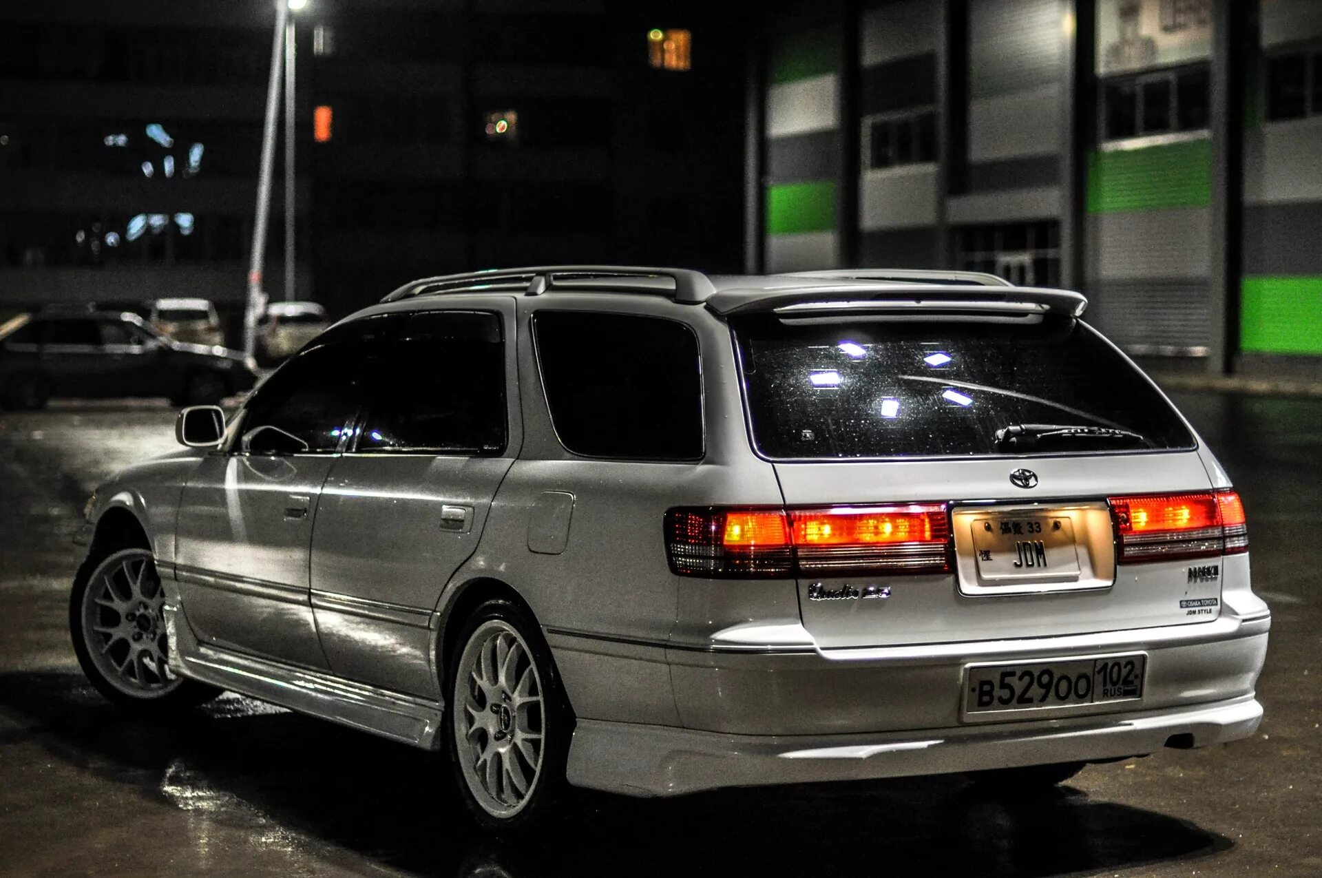 Mark wagon. Toyota Mark 2 Qualis. Toyota Mark II Wagon Qualis 2.2.