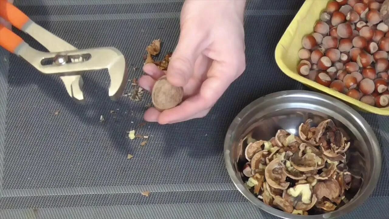 Как почистить арахис от шелухи