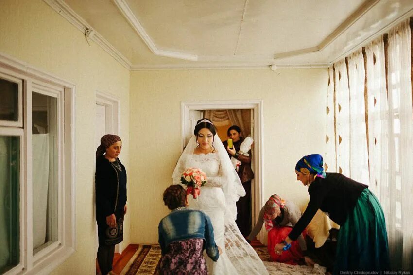 свадебные обычаи и традиции дагестана. брачная ночь у чеченцев. мусульманский брачный ночь. первая брачная ночь у мусульман. чеченские свадьбы первая брачная ночь.