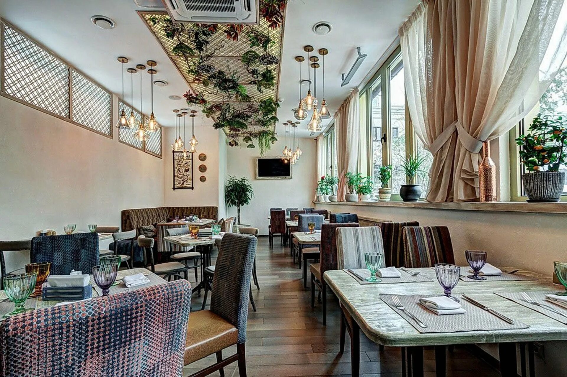 кафе натахтари сретенка. ресторан натахтари сретенка 24/2 стр 1. ресторан на сретенке грузинский. ресторан натахтари сретенка 24/2 стр 1. натахтари сретенка 24.