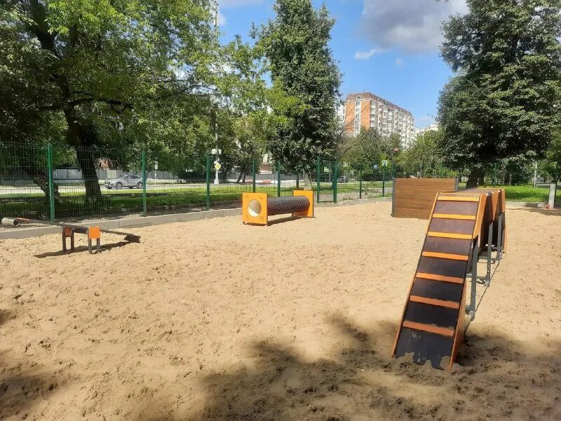 Район карту района лефортово. Жк символ золоторожский вал. Зеленая река символ. Москва ювао лефортово. Лефортово исторические фото.