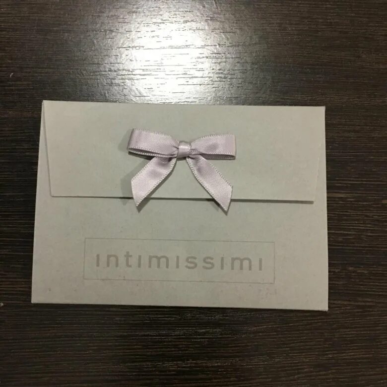 Подарочная карта нижнего белья. Intimissimi подарочный сертификат. Подарочный сертификат нижнее белье. Номинал Intimissimi подарочный сертификат. Интимиссими упаковка подарочная.