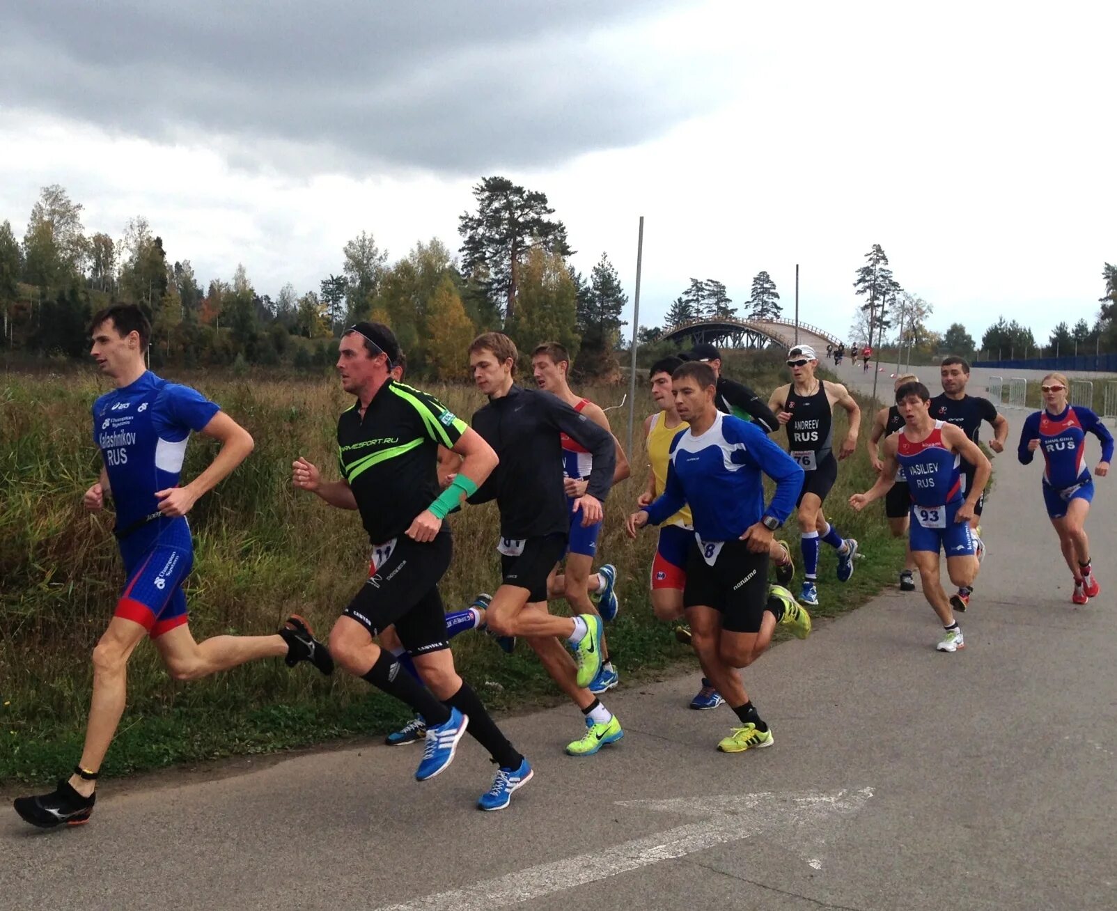 на соревнования приехало